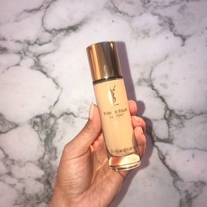 YSL Touche Éclat Le Teint - Almond (B30)